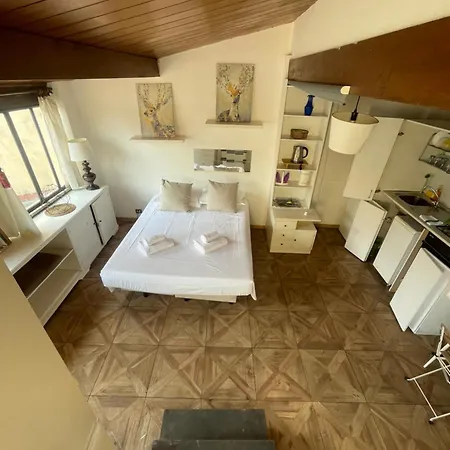 Cozy Studio Medici